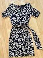 Schönes Kleid von Marc Cain N2 36/38 Blumen Sommer Saarbrücken-Halberg - Eschringen Vorschau