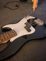 Squier Mini P Bass Schwarz Hessen - Friedberg (Hessen) Vorschau