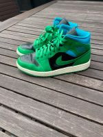 Nike Air Jordan 1 Mid Black Lucky Green Größe 39 Nordrhein-Westfalen - Hemer Vorschau