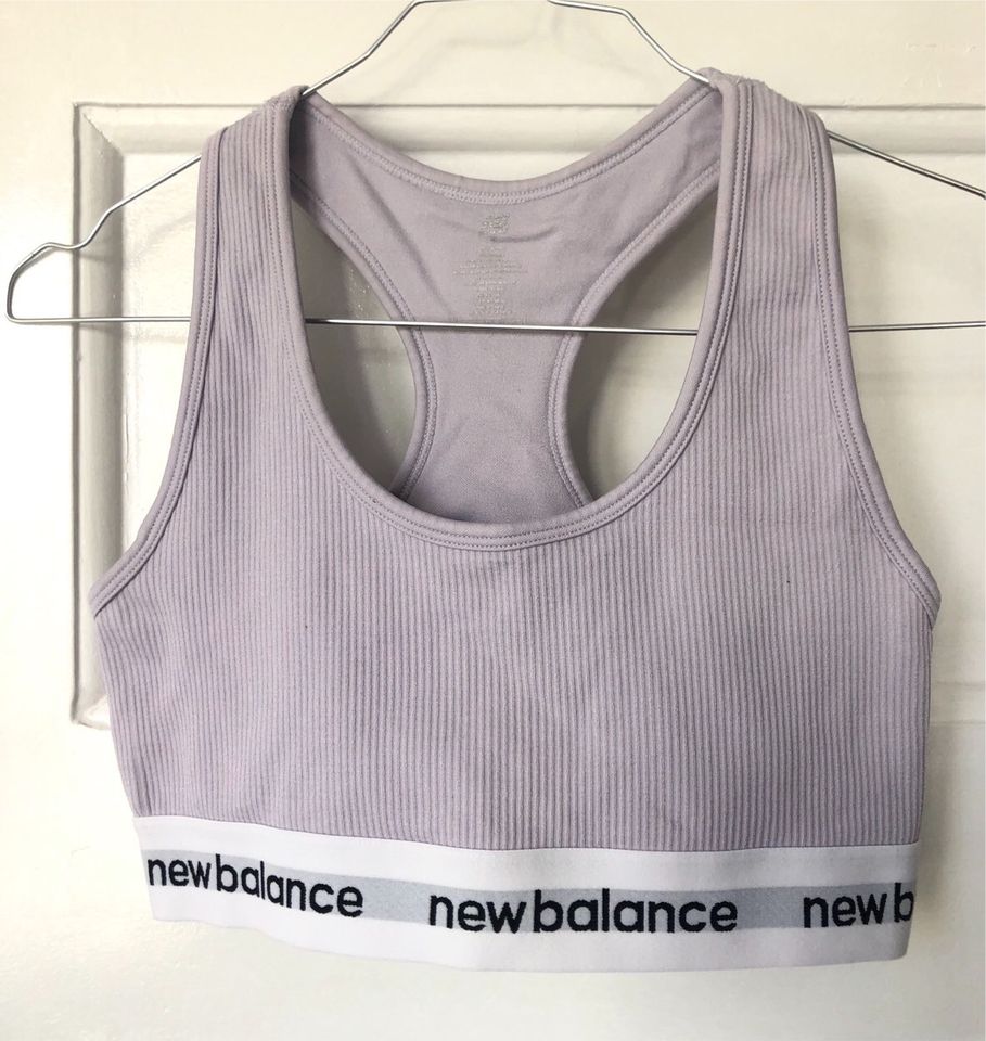 Sport BH Bustier New Balance grau lila Gr. M in Köln