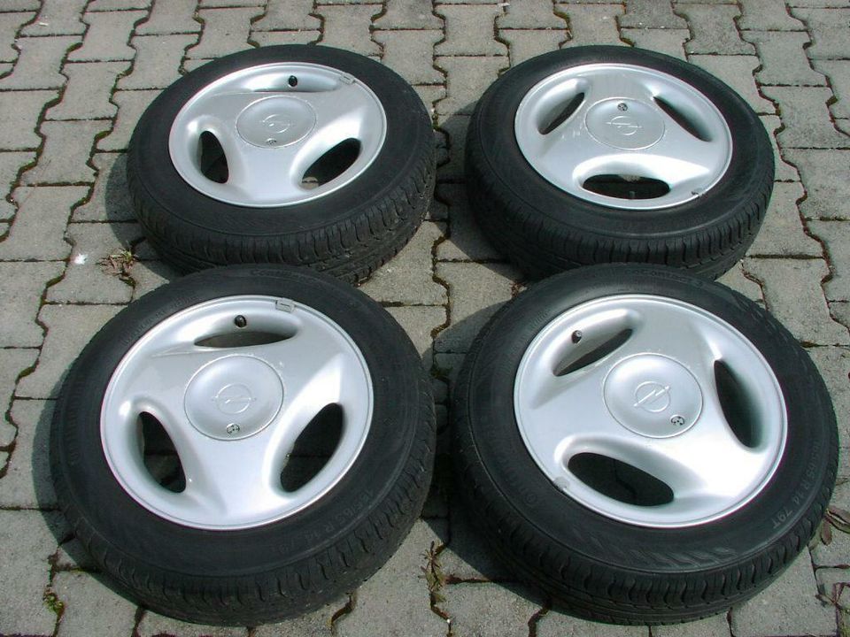 org. Opel Corsa 5,5x14  Conti 165 65 5,5mm ZD89 in Kirchlauter