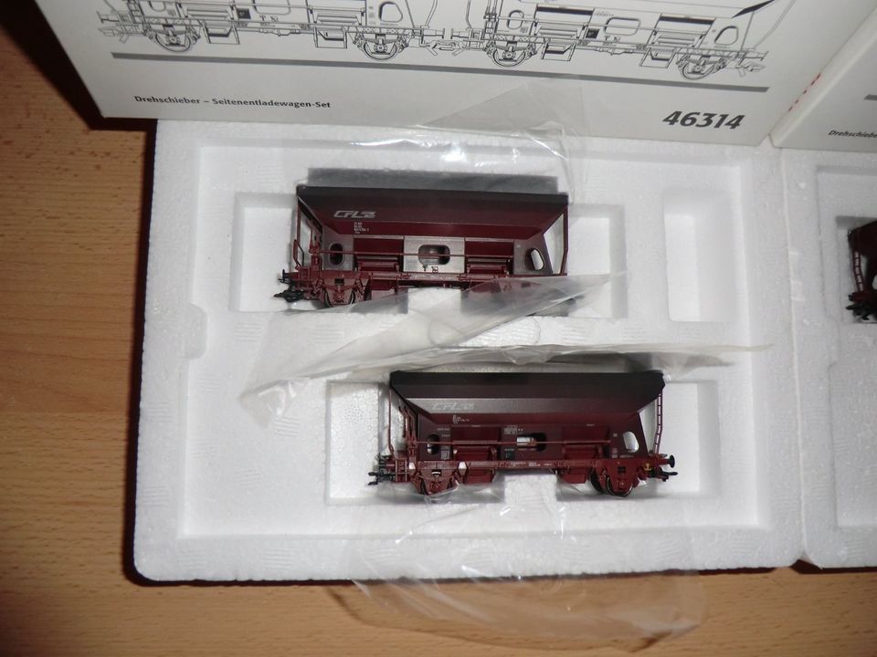 Märklin 46314 Drehschieber-Seitenentladungswagen-Set 3 Packungen. in Solingen