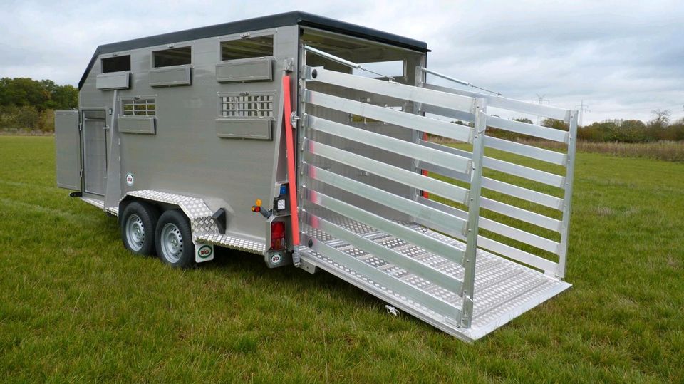 ⭐ BAOS Voll Aluminium Viehtransport Anhänger Viehanhänger Rinder, Kühe, Großvieh, Kälber, Bullen, Ochsen in Großenkneten