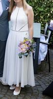 Lilly Brautkleid / Hochzeitskleid Neckholder modern Gr. 38 Nordrhein-Westfalen - Siegburg Vorschau