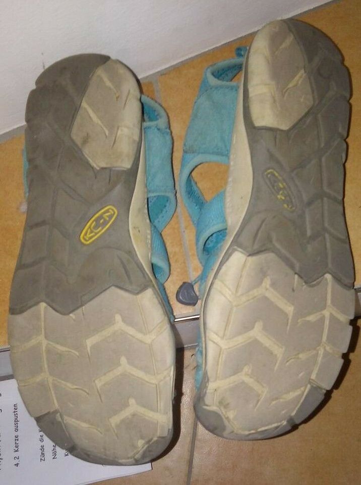 Kindersandalen mit Gummizug ohne Klett in Berlin