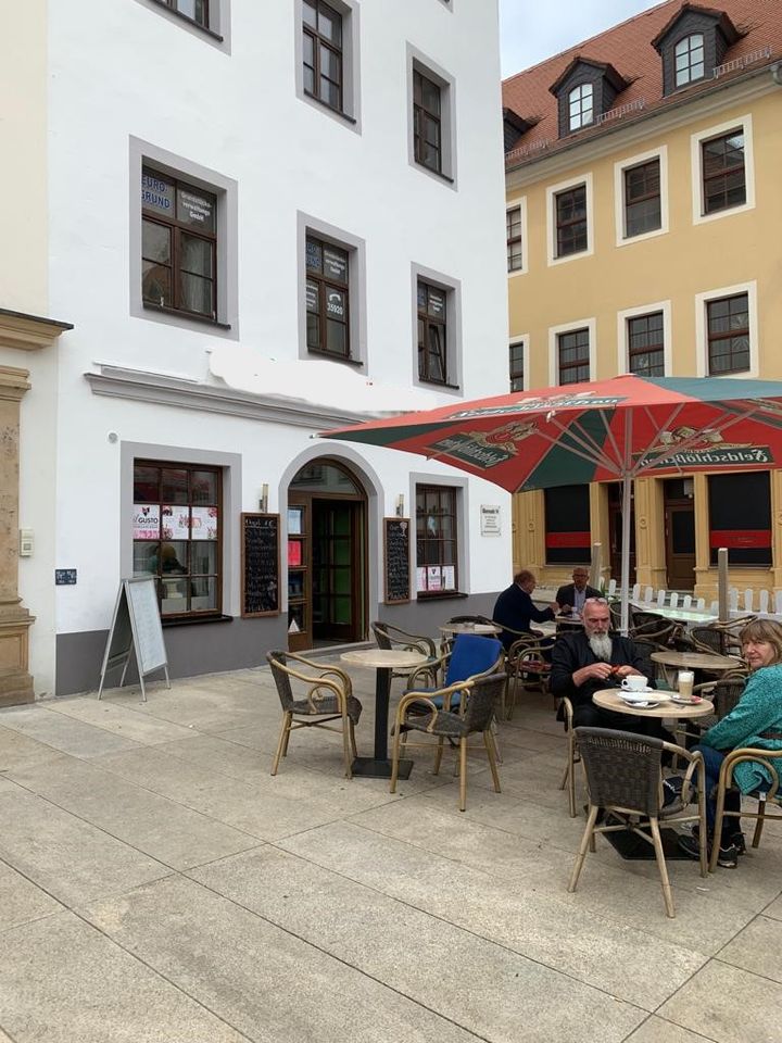 Eiscafe direkt am Marktplatz in Freiberg