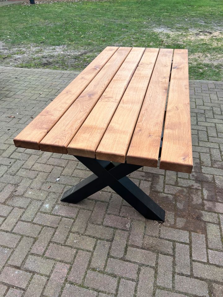 Gartentisch Eiche Massivholz Gartenmöbel Tischplatte 200x95 cm in Gehrde