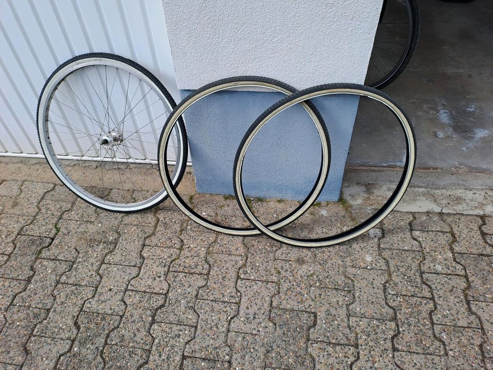 Altes Fahrrad von Peugeot grösse 28 3 Gang in Frankenthal (Pfalz)