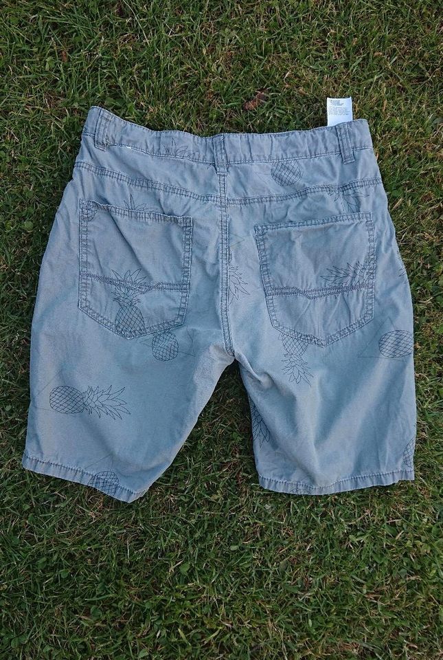 Shorts * ESPRIT * Jungen * Gr. 170 in Michelbach an der Bilz