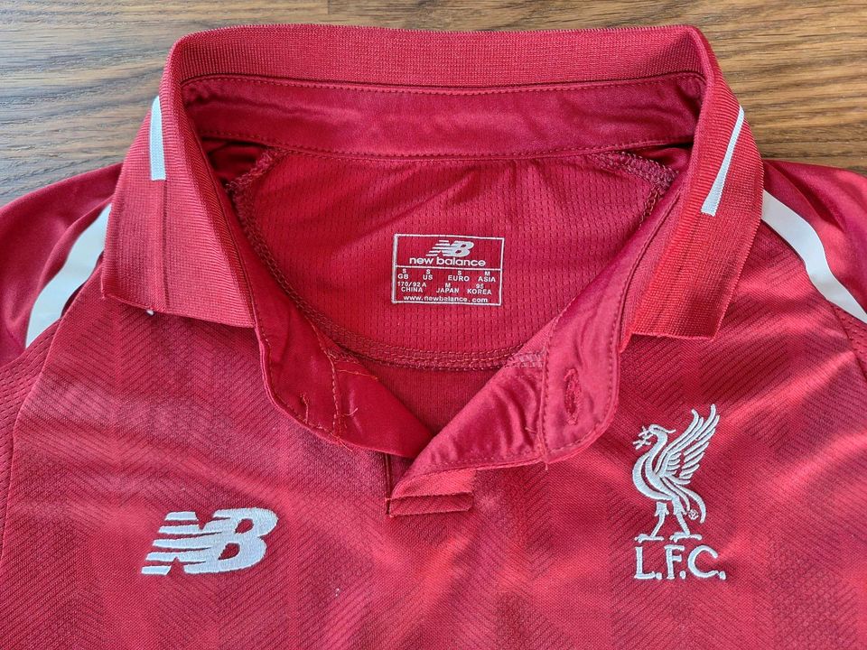 Trikot FC Liverpool Mo Salah Gr S Damen Kinder in Großrückerswalde