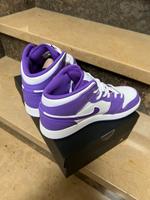 Air Jordan 1MID (GS) Purple Bayern - Helmstadt Vorschau