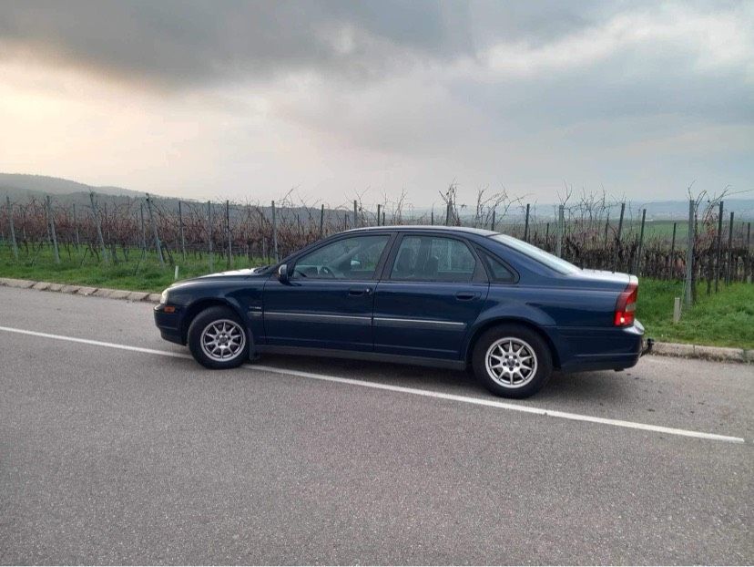 Volvo S80 TÜV 12/2024 in Schwaigern