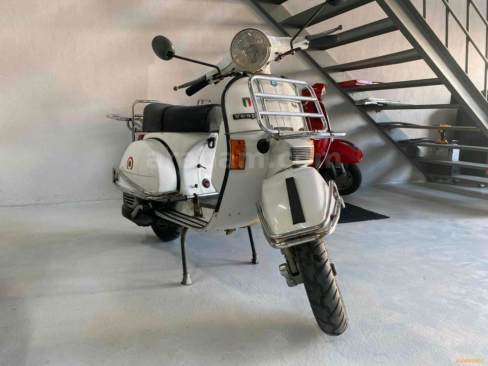 Suche Piaggio Vespa - Zustand EGAL ob Top oder Schrott !!! in Duisburg