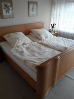 Vintage Bett Doppelbett Holzbett Bettgestell 60er Jahre 2 x 2 m Bremen - Horn Vorschau