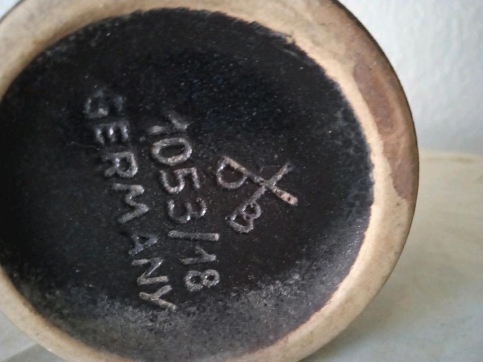 D b Vase. Keramik . Glasur.Mehr farbig.germany aus 50er.. Gut. in Hannover