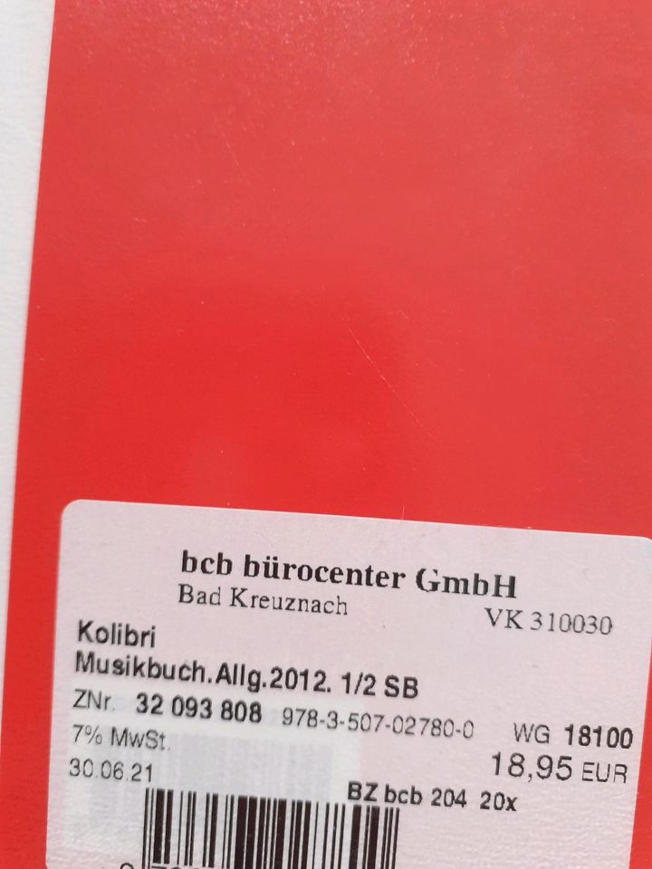 Kolibri Musikbuch 1/2 ISBN 978-3-507-02780-0 in Boos (Nahe)