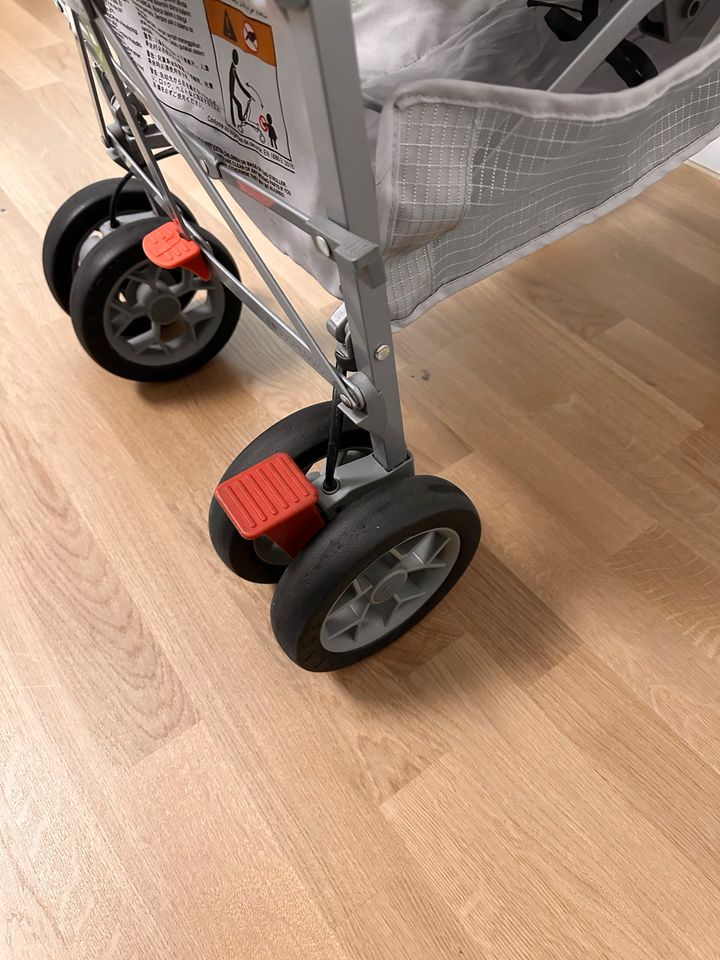 Kinderwagen Maclaren Techno, wie neu in Düsseldorf