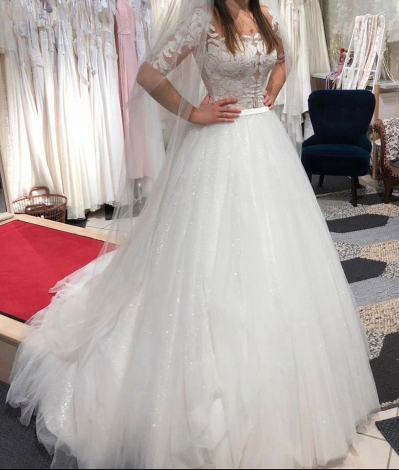 Brautkleid / Hochzeitskleid von Monica Loretti Gr.S in Höchberg