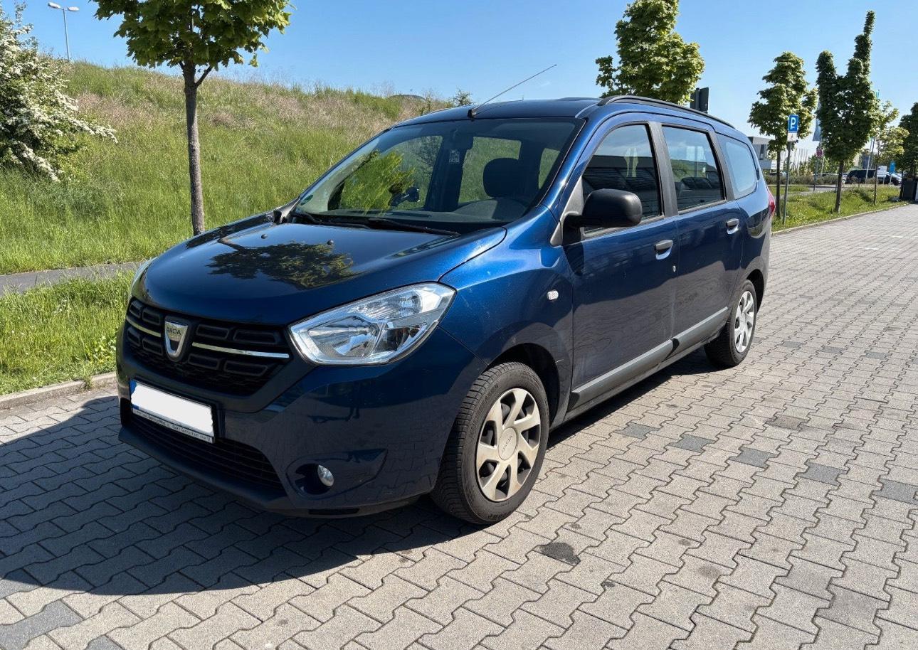 Abbildung des Autos Dacia Lodgy - 7-Sitzer -…