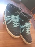 Damen Nikeschuhe Gr. 40 Nordrhein-Westfalen - Solingen Vorschau