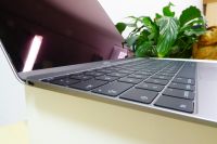 APPLE MACBOOK 12 (2017) m3-7Y32 8G 256G 12" RETINA NUR 0,92KG Hannover - Döhren-Wülfel Vorschau