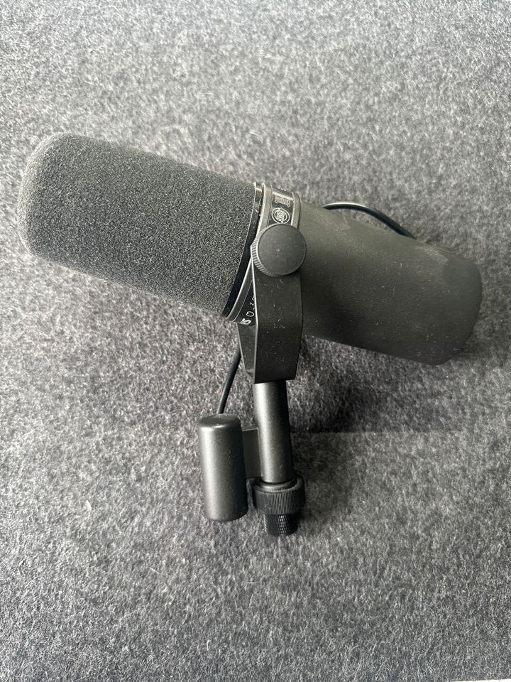 Shure SM7B Dynamisches Gesangsmikrofon in Bad Salzungen