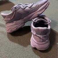 Adidas ozweego Flieder Farbeffekte 41 1/3 lila Nordrhein-Westfalen - Solingen Vorschau
