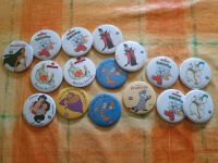 8x alte Buttons von C&A, Aladdin, Pocahontas, usw. Rheinland-Pfalz - Hochspeyer Vorschau