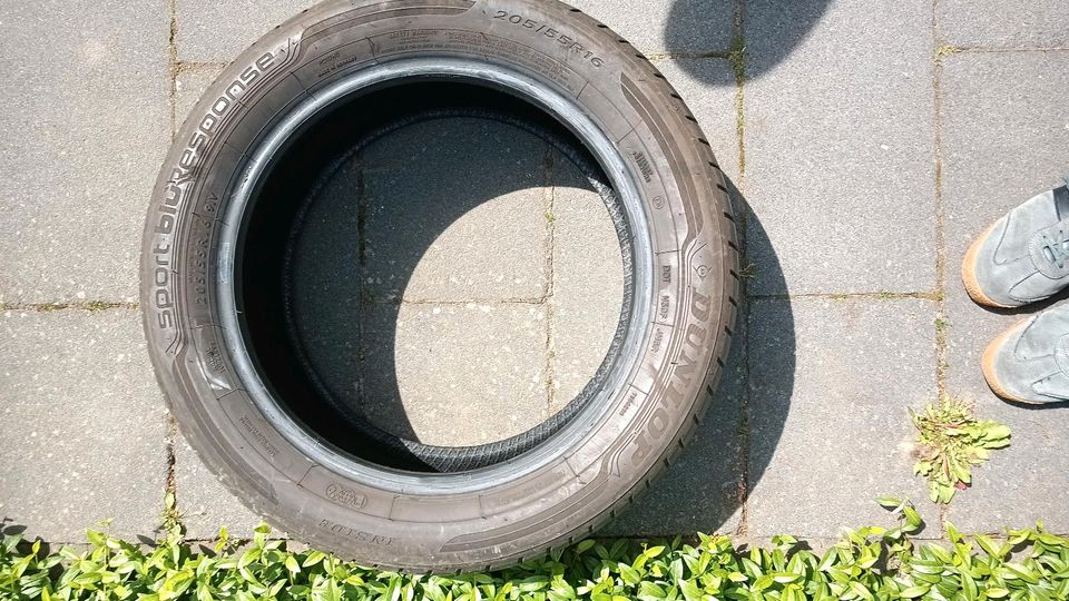 1 Sommerreifen Dunlop 205/55 R16 DOT3918 5MM in Bornheim