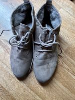 Damenschuhe Wildleder, Gr. 38 Friedrichshain-Kreuzberg - Friedrichshain Vorschau