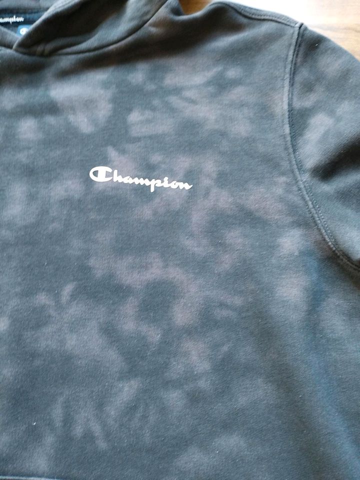 Champion Hoodie  S in Stuhr