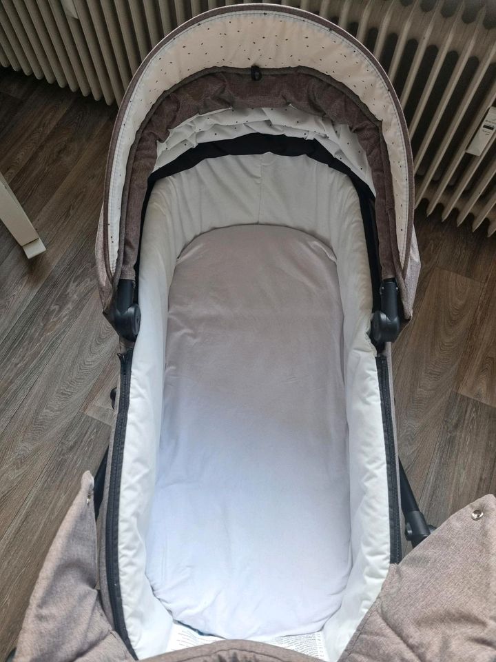 Kinderkraft Kinderwagen 3 in 1 Prime Lite in der Farbe Beige in Leer (Ostfriesland)