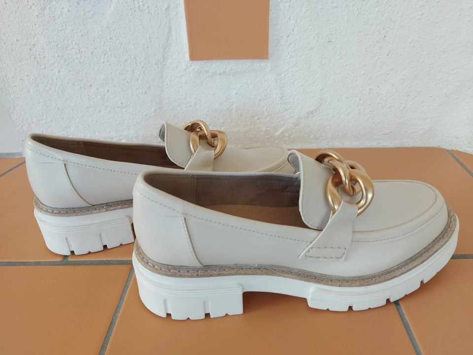 Marco Tozzi topmodischer Slipper, Loafer, Gr. 38, cremefarben in Vohenstrauß