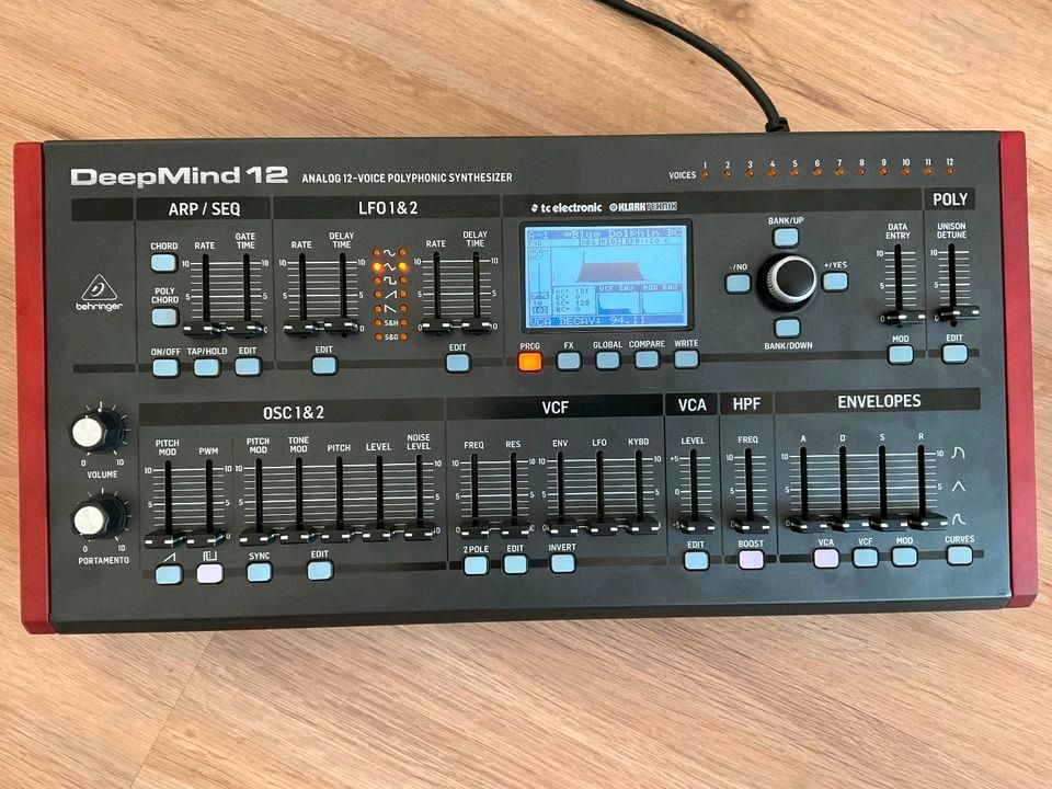 Behringer deepmind 12D OVP Synthesizer analog Digital in Hamburg