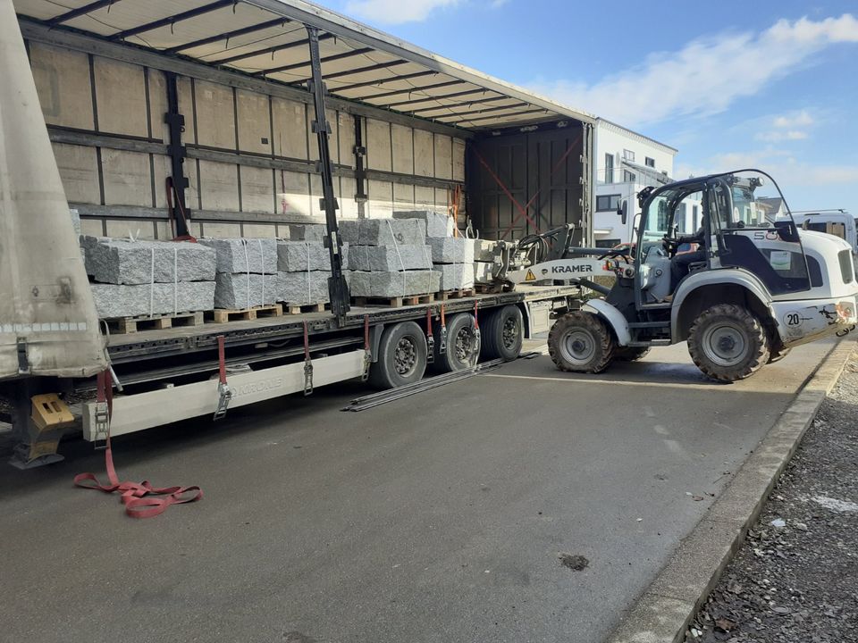 Granit Mauer, Pflaster, BLOCKSTUFEN, PLATTEN 24 Tonnen in Pomßen