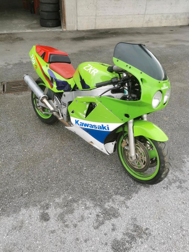 Kawasaki ZXR 750 H in Oberaudorf