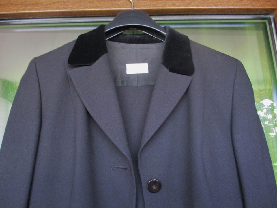 Eleganter Buisness Damen Anzug. BASLER. Gr. 38. Neuwertig in Schwetzingen