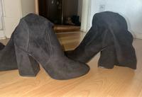 Schwarze Overknees Stiefel Berlin - Spandau Vorschau