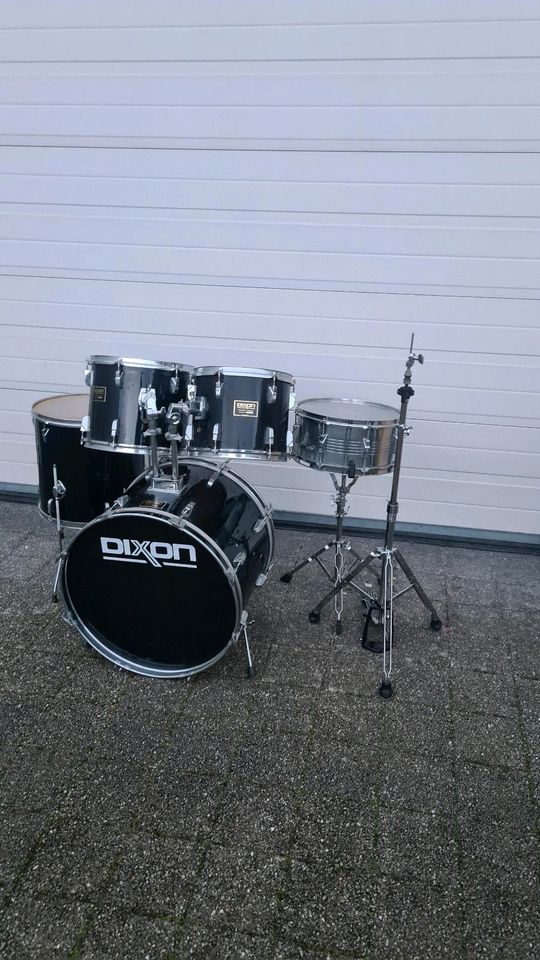 Dixon Schlagzeug Komplettset Drumset in Altbach