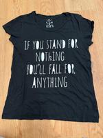 T-Shirt schwarz mit weißem Schrift Englischen Aufdruck Neustadt - Gartenstadt Süd Vorschau