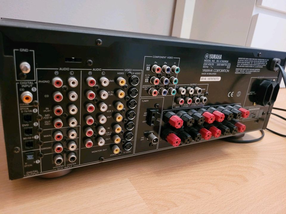 Yamaha Cinema Receiver Heimkino Verstärker wie neu in Erlangen