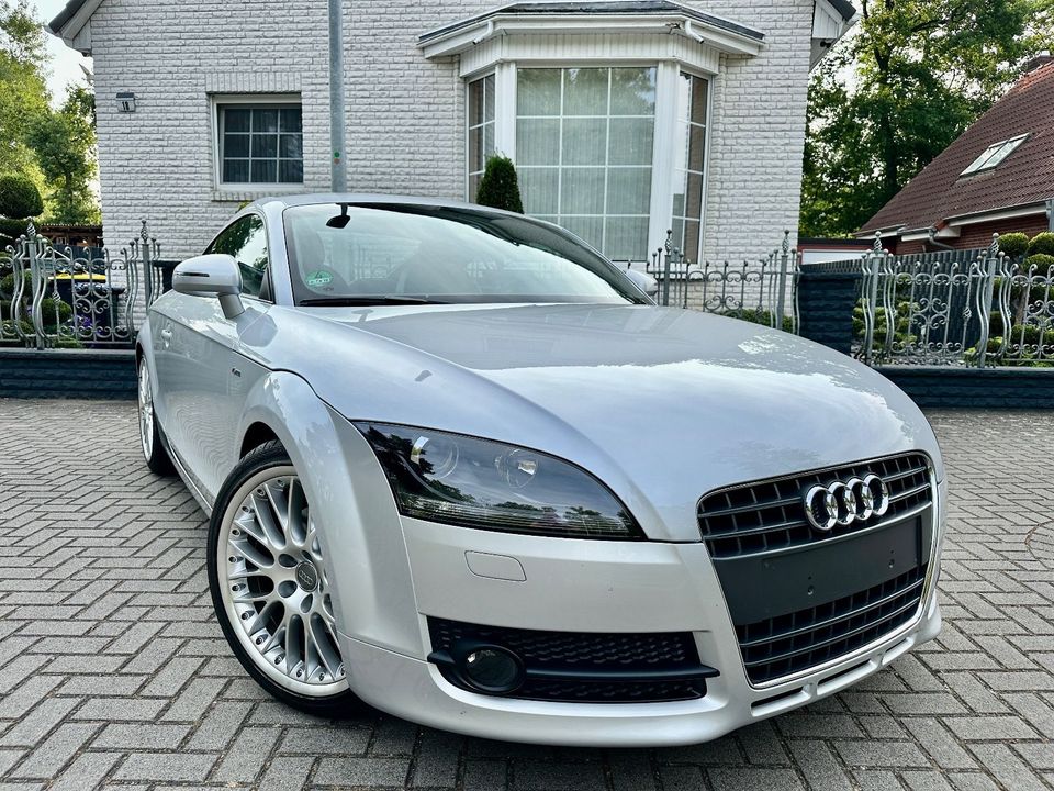 Audi TT 2.0 TFSI Coupe ORIGINAL 4315 KM S-LINE LEDER in Hannover