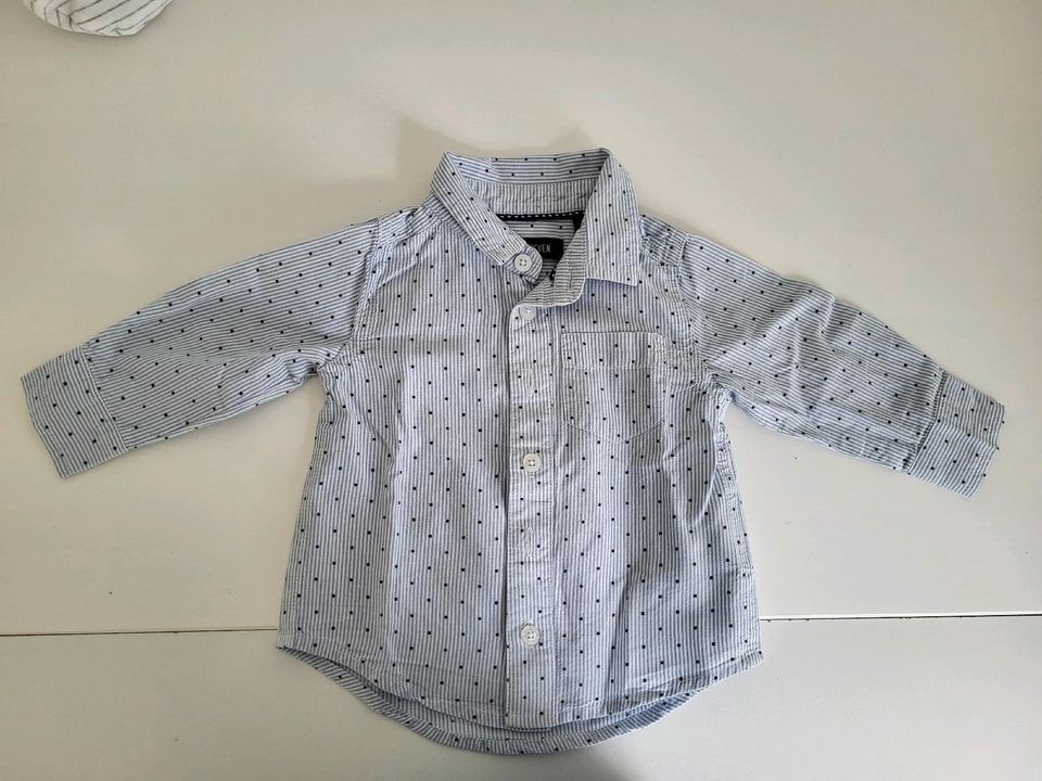 Hemd , Babybekleidung in Mettlach