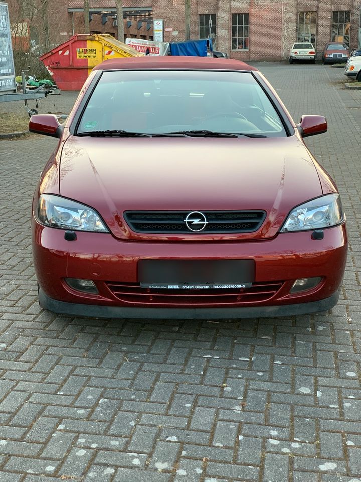 OPEL Astra Cabrio 2.2 Edition Bertone Original in Köln