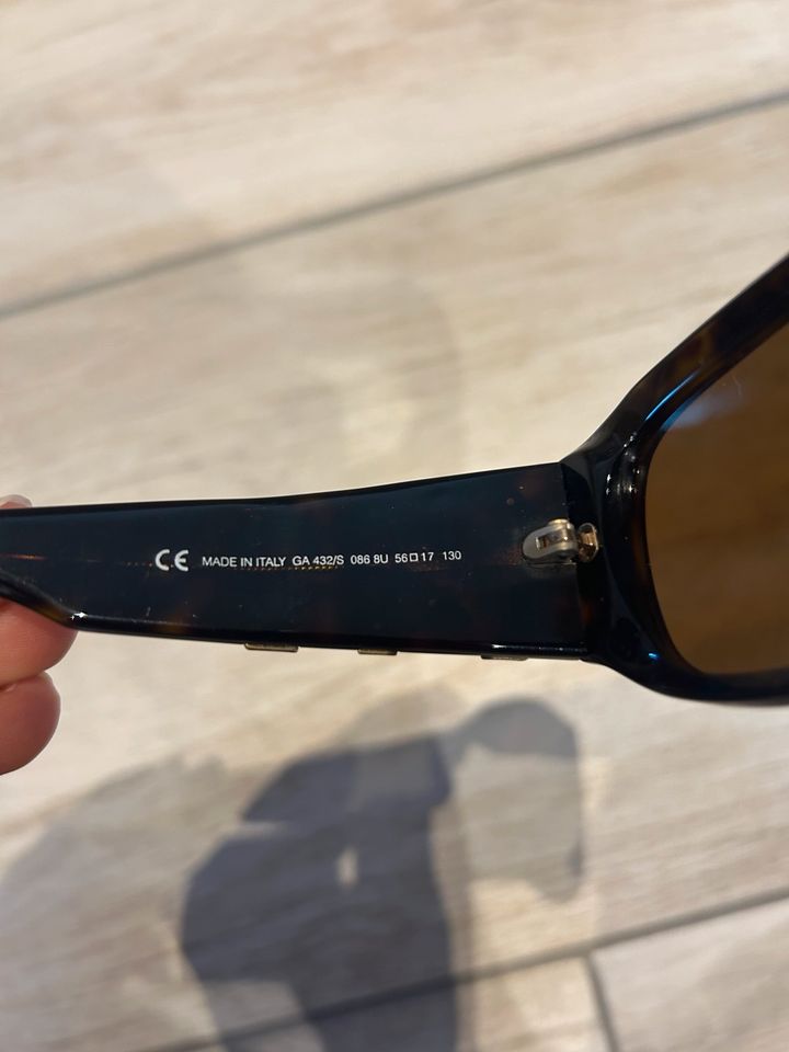 Giorgio Armani - Sonnenbrille - eckige Form - dunkelbraun in Eschau