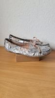Silberne Loafer Mokassins in Schlangenoptik von Studio London Sachsen-Anhalt - Halle Vorschau