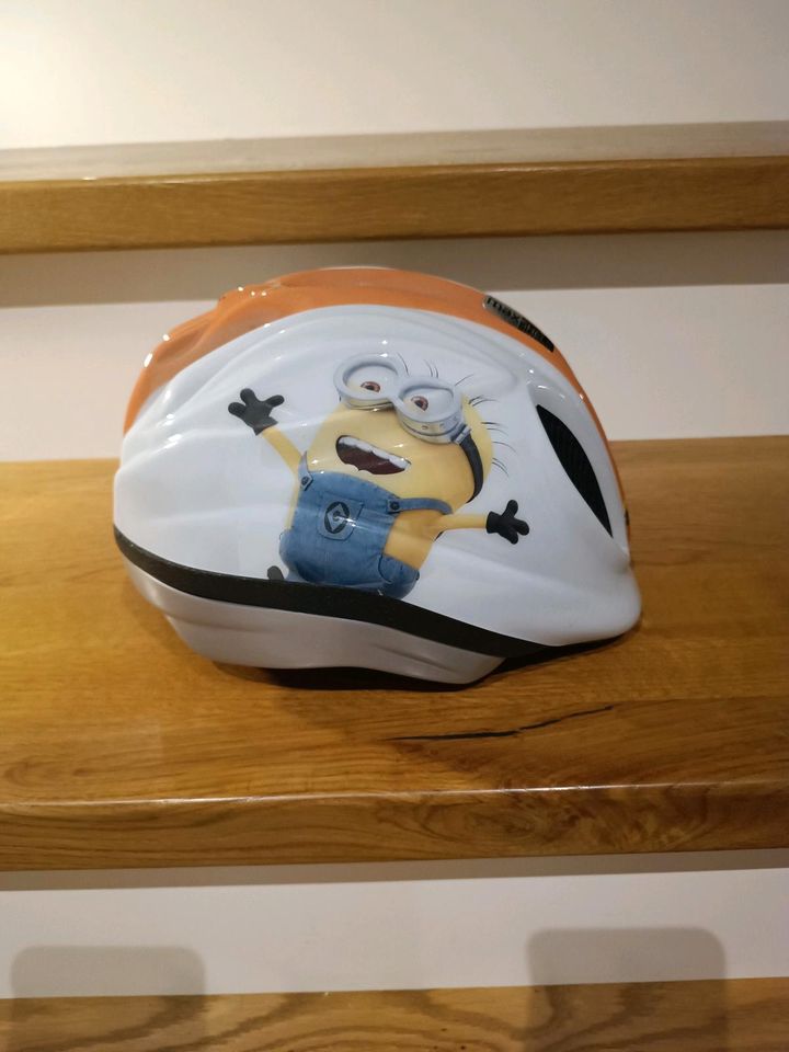 KED Kinderfahrradhelm Minions gebraucht in Rattenkirchen