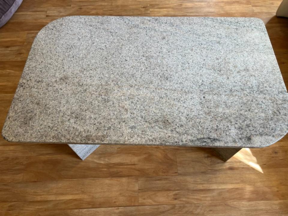 Couchtisch / Wohnzimmertisch Stein Sonderanfertigung Höhe 61cm in Durmersheim