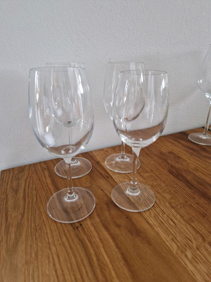 Diverse Gläser zu verschenken in Bruchhausen-Vilsen
