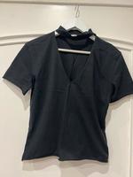 T-Shirt mit Choker Ausschnitt Baden-Württemberg - Tamm Vorschau